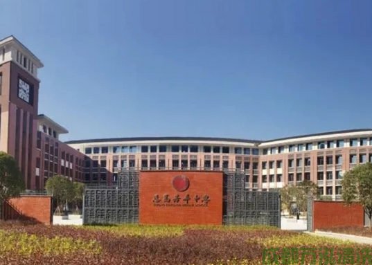 2025年7月12日达州某小学食堂油烟机和烟道清洗案例